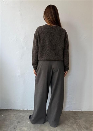 Tilde strik Mole Melange Boii Studios 